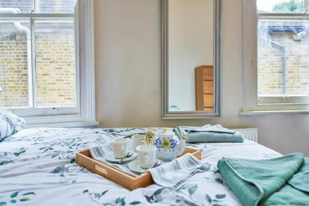 Groves 4 Bedroom, Shepherds Bush London Kültér fotó