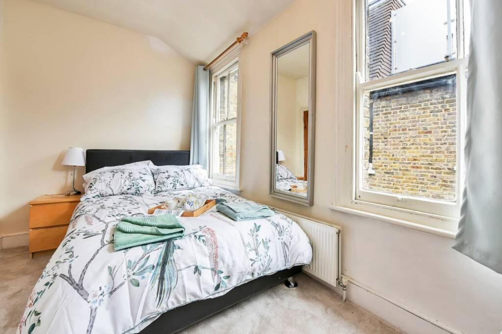 Groves 4 Bedroom, Shepherds Bush London Kültér fotó